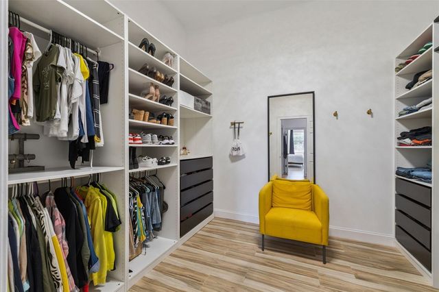 32345 WOLFS TRAIL, Sorrento, FL 32776