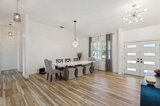 32345 WOLFS TRAIL, Sorrento, FL 32776