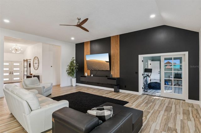 32345 WOLFS TRAIL, Sorrento, FL 32776