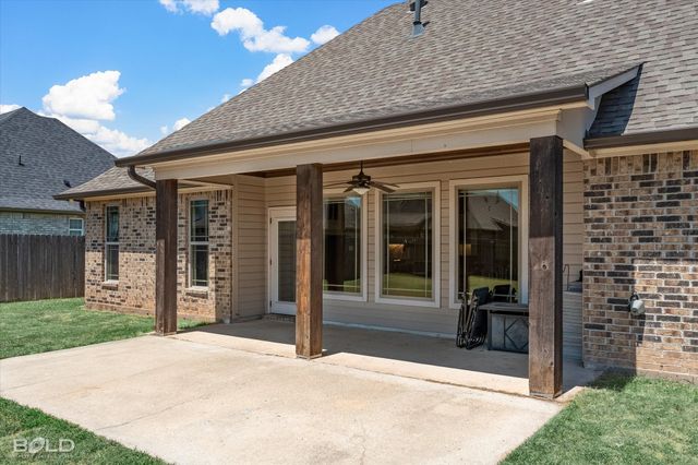 808 Durango Drive, Bossier City, LA 71111