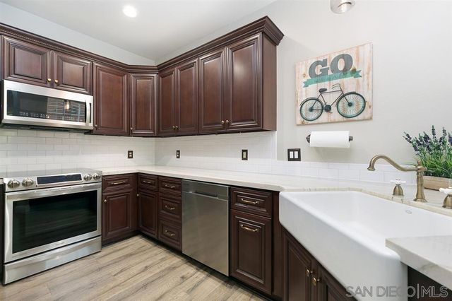 18523 Caminito Pasadero 354, San Diego, CA 92128