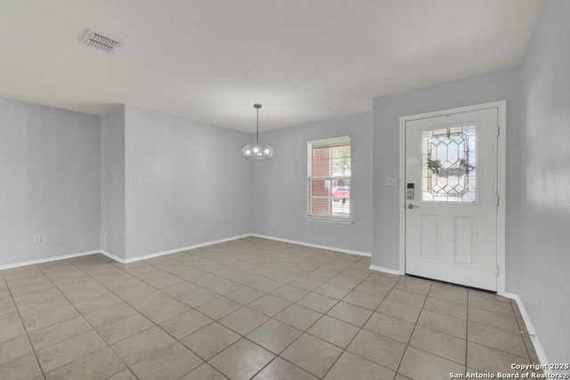 925 Darion, New Braunfels, TX 78130