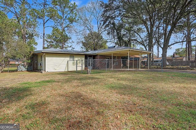 2620 Pine Valley Road, Albany, GA 31707