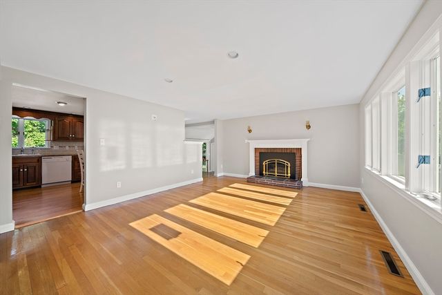 590 Liberty St, Braintree, MA 02184