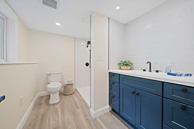 590 Liberty St, Braintree, MA 02184