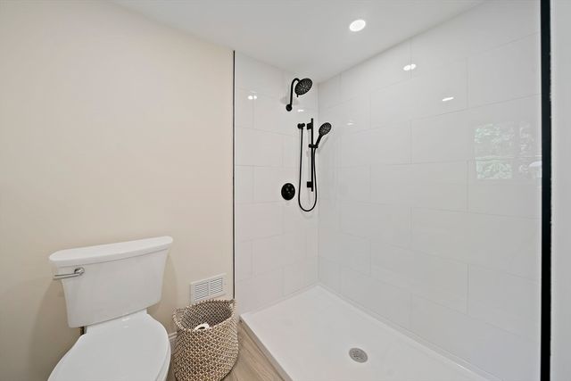 590 Liberty St, Braintree, MA 02184