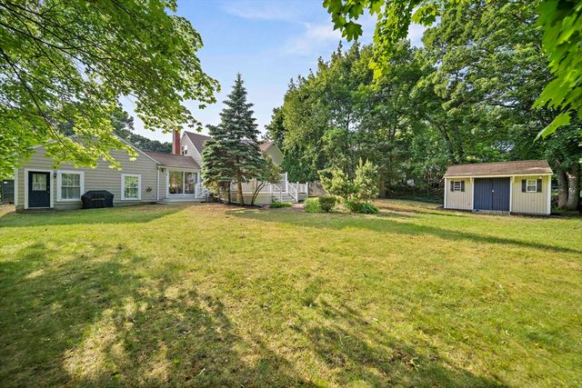 590 Liberty St, Braintree, MA 02184