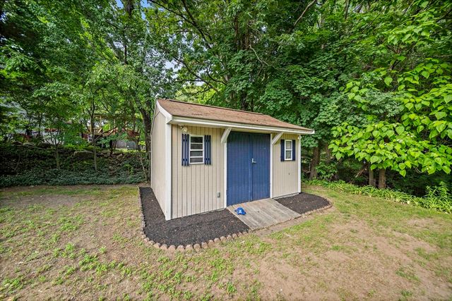 590 Liberty St, Braintree, MA 02184