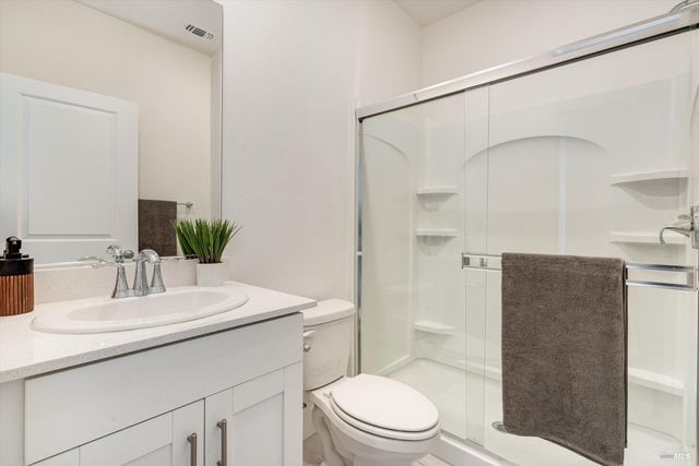 6054 Oxford Pl, Rohnert Park, CA 94928