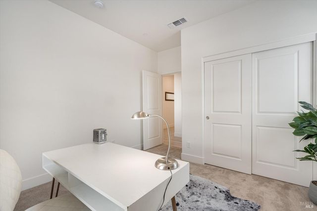 6054 Oxford Pl, Rohnert Park, CA 94928