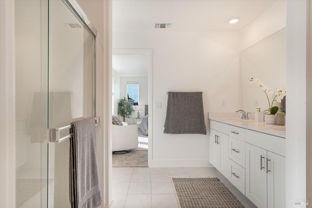 6054 Oxford Pl, Rohnert Park, CA 94928