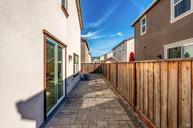 6054 Oxford Pl, Rohnert Park, CA 94928