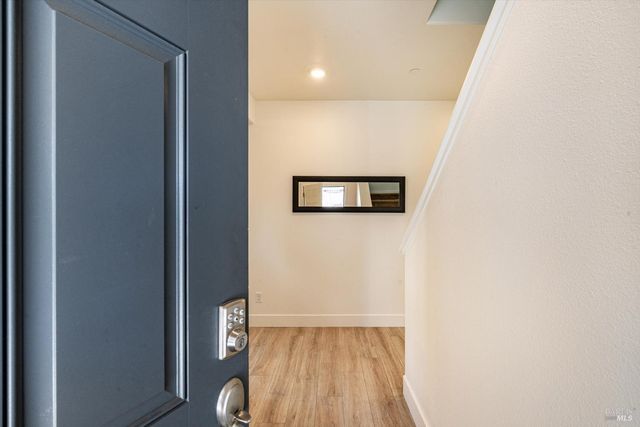 6054 Oxford Pl, Rohnert Park, CA 94928