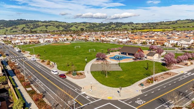 6054 Oxford Pl, Rohnert Park, CA 94928