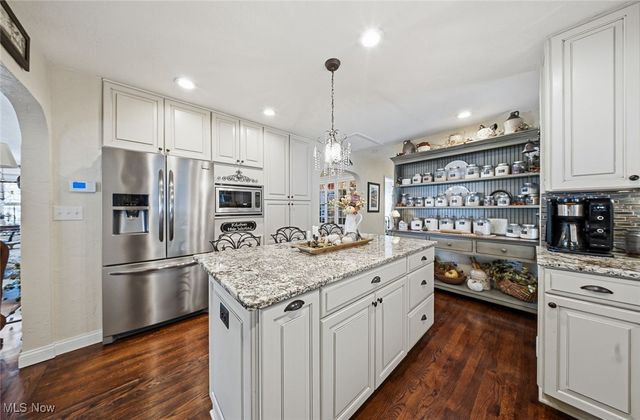 420 Woodland Avenue, Wadsworth, OH 44281