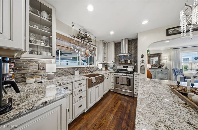 420 Woodland Avenue, Wadsworth, OH 44281