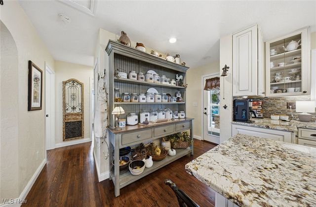 420 Woodland Avenue, Wadsworth, OH 44281