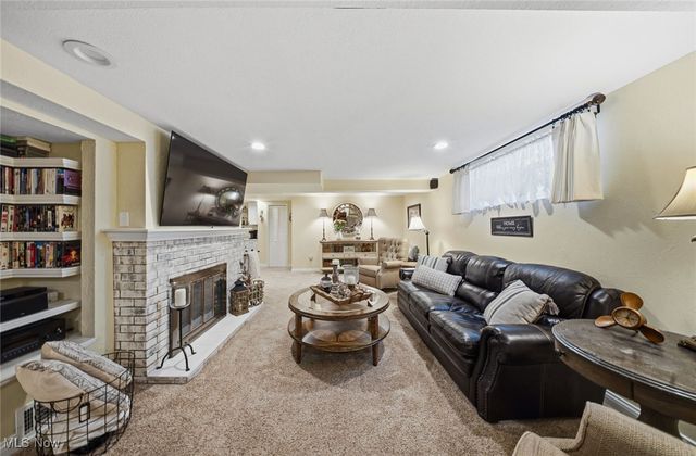 420 Woodland Avenue, Wadsworth, OH 44281