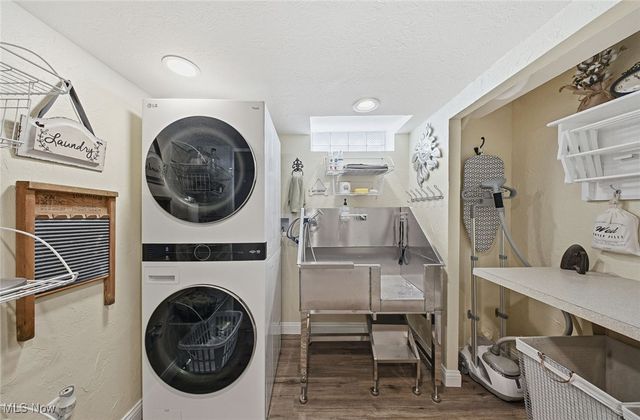 420 Woodland Avenue, Wadsworth, OH 44281