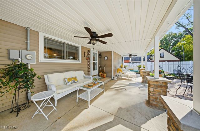 420 Woodland Avenue, Wadsworth, OH 44281