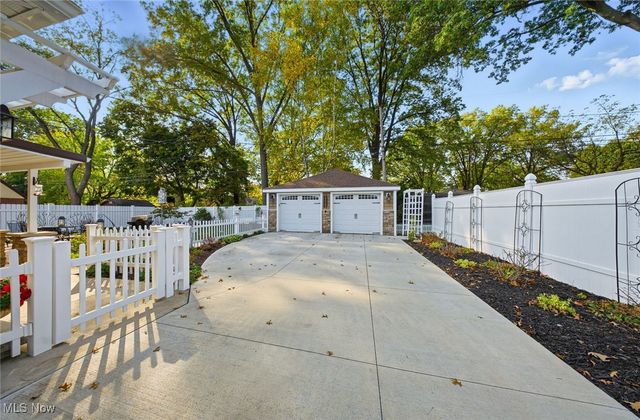 420 Woodland Avenue, Wadsworth, OH 44281