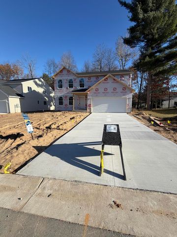 1206 Cedarwood Drive, Greenville, MI 48838