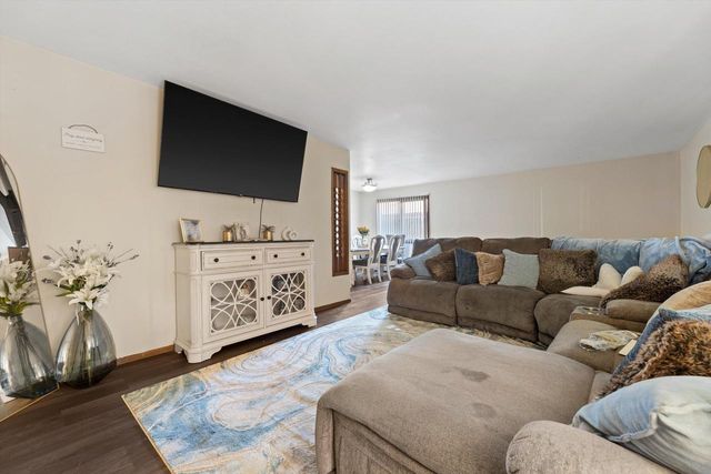 10112 W Sharon LANE, Milwaukee, WI 53225