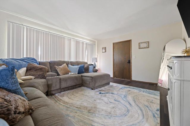 10112 W Sharon LANE, Milwaukee, WI 53225