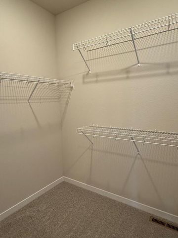 1549 Patton DRIVE, Hartford, WI 53027