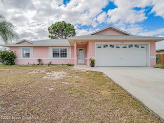 483 Melrose Lane, Sebastian, FL 32958