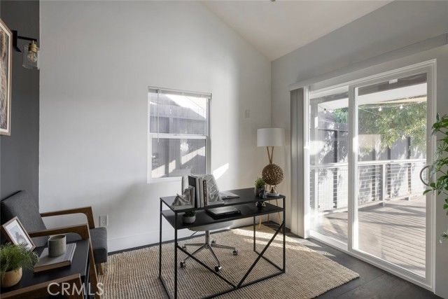 2842 W Avenue 33, Los Angeles, CA 90065