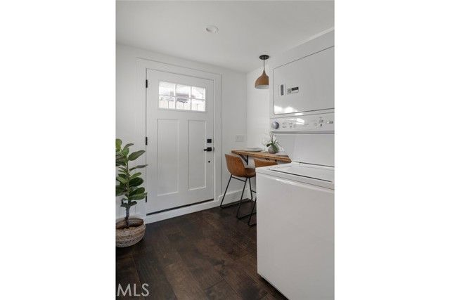 2842 W Avenue 33, Los Angeles, CA 90065