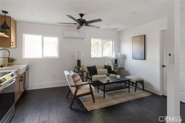 2842 W Avenue 33, Los Angeles, CA 90065