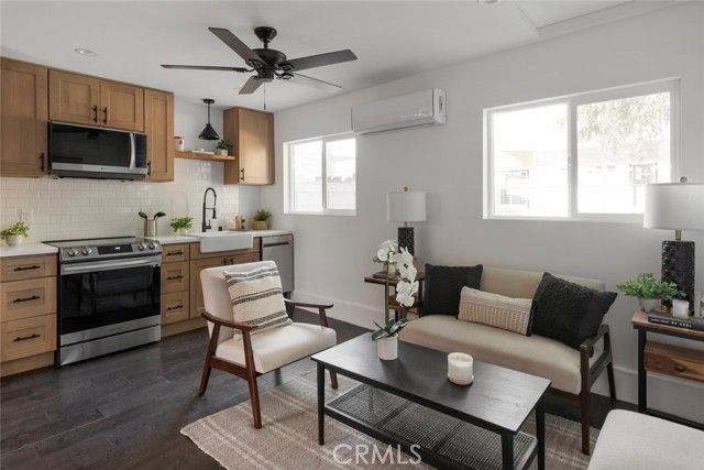 2842 W Avenue 33, Los Angeles, CA 90065