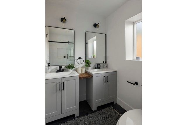 2842 W Avenue 33, Los Angeles, CA 90065