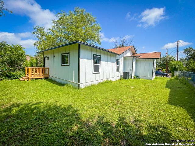 1114 Pasadena St, San Antonio, TX 78201