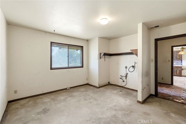 11560 Darling Road, Agua Dulce, CA 91390