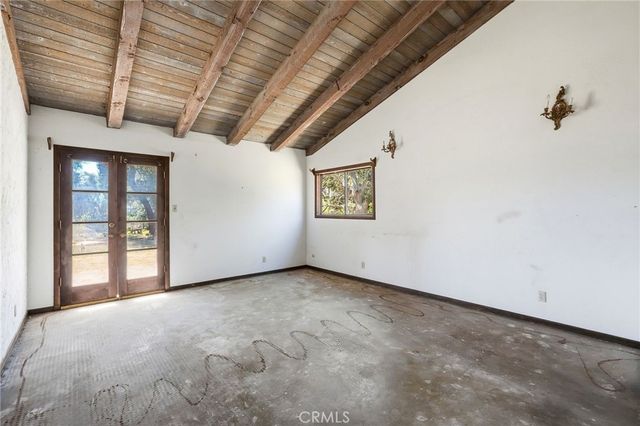 11560 Darling Road, Agua Dulce, CA 91390