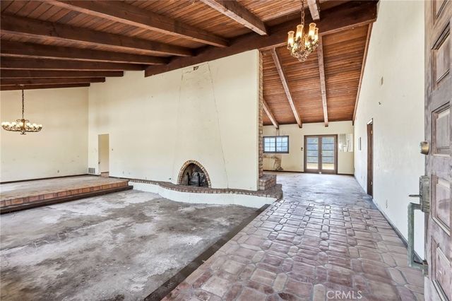 11560 Darling Road, Agua Dulce, CA 91390
