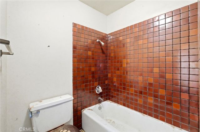 11560 Darling Road, Agua Dulce, CA 91390