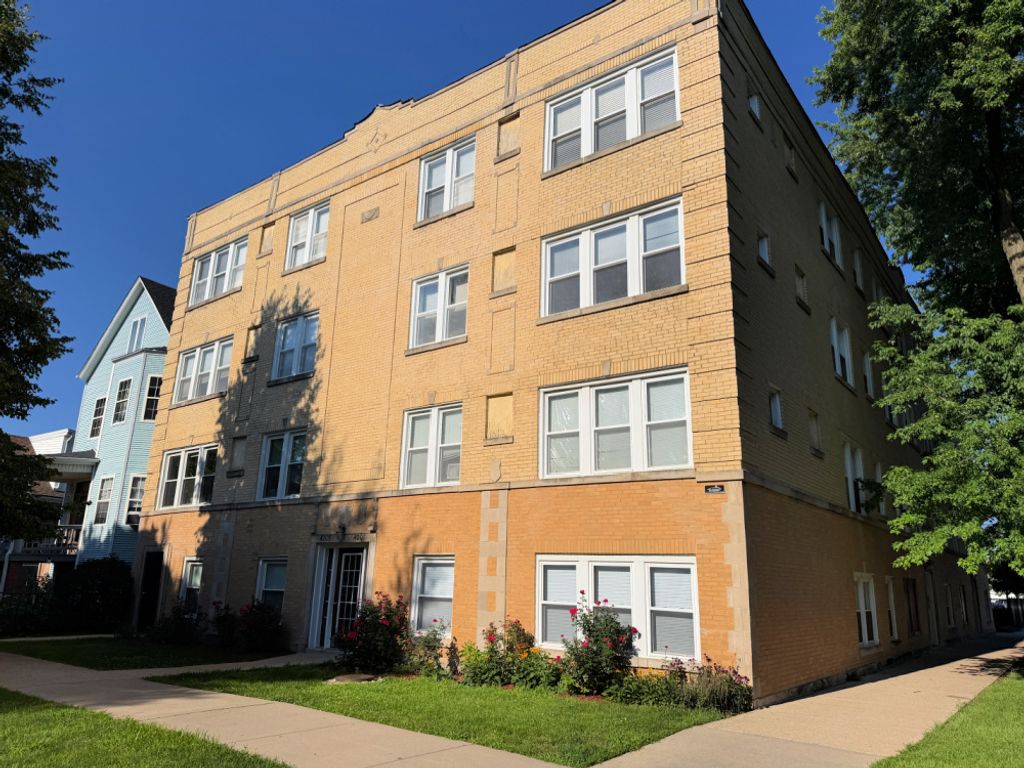 4201 N Sawyer Avenue 2, Chicago, IL 60618