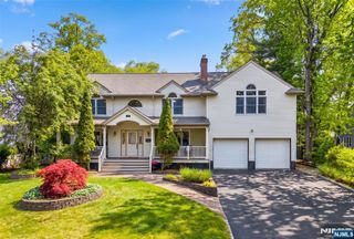 55 Canterbury Drive, Ramsey, NJ 07446