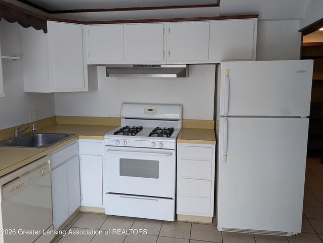 200 Dexter Road, Eaton Rapids, MI 48827