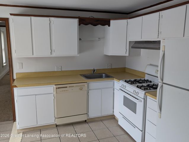 200 Dexter Road, Eaton Rapids, MI 48827