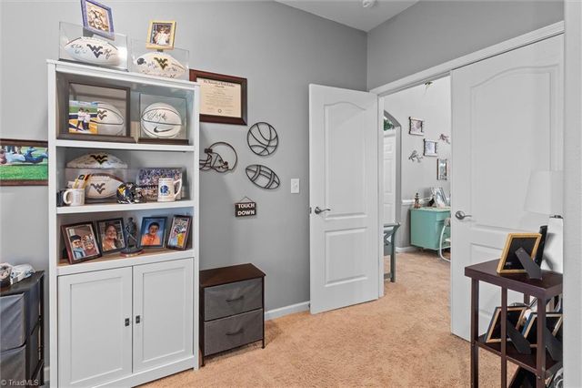 3940 Muddy Creek Drive, Winston-salem, NC 27107