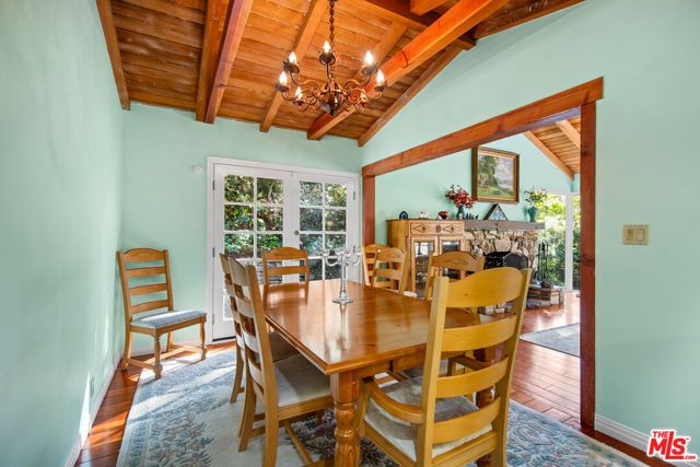 1702 Crater Lane, Los Angeles, CA 90077