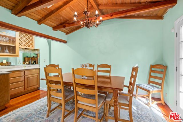 1702 Crater Lane, Los Angeles, CA 90077