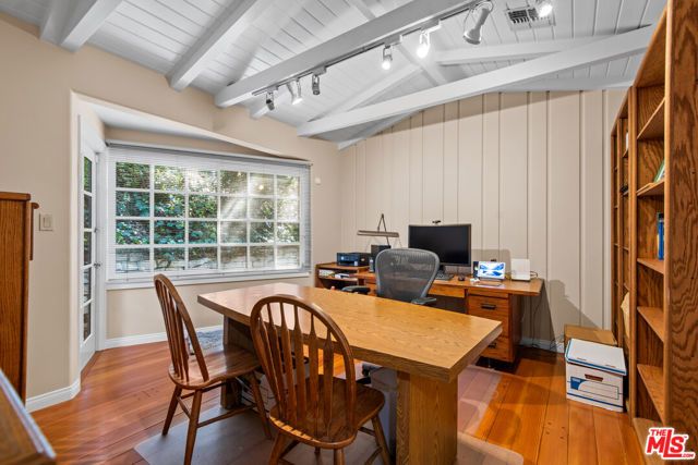 1702 Crater Lane, Los Angeles, CA 90077
