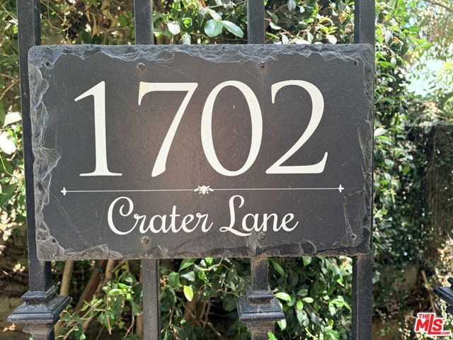 1702 Crater Lane, Los Angeles, CA 90077