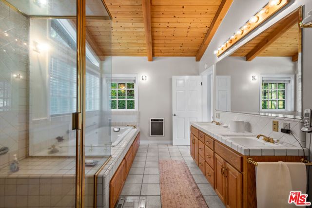 1702 Crater Lane, Los Angeles, CA 90077